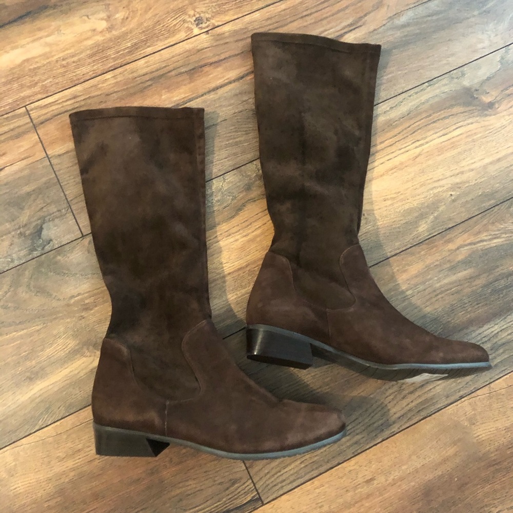 Vaneli Suede Boots Size 9